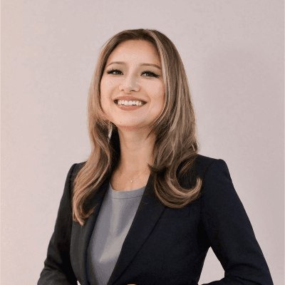 Portrait of Claire Zhang Bannon
